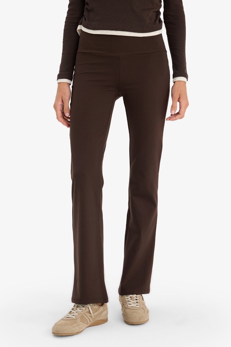 ديفاكتو بنطلون فلير فيت برجل شارلستون - Image 3